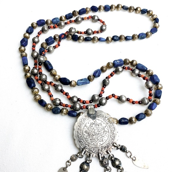 Double Strand BOHO India medallion pendant necklace - Picture 2 of 9